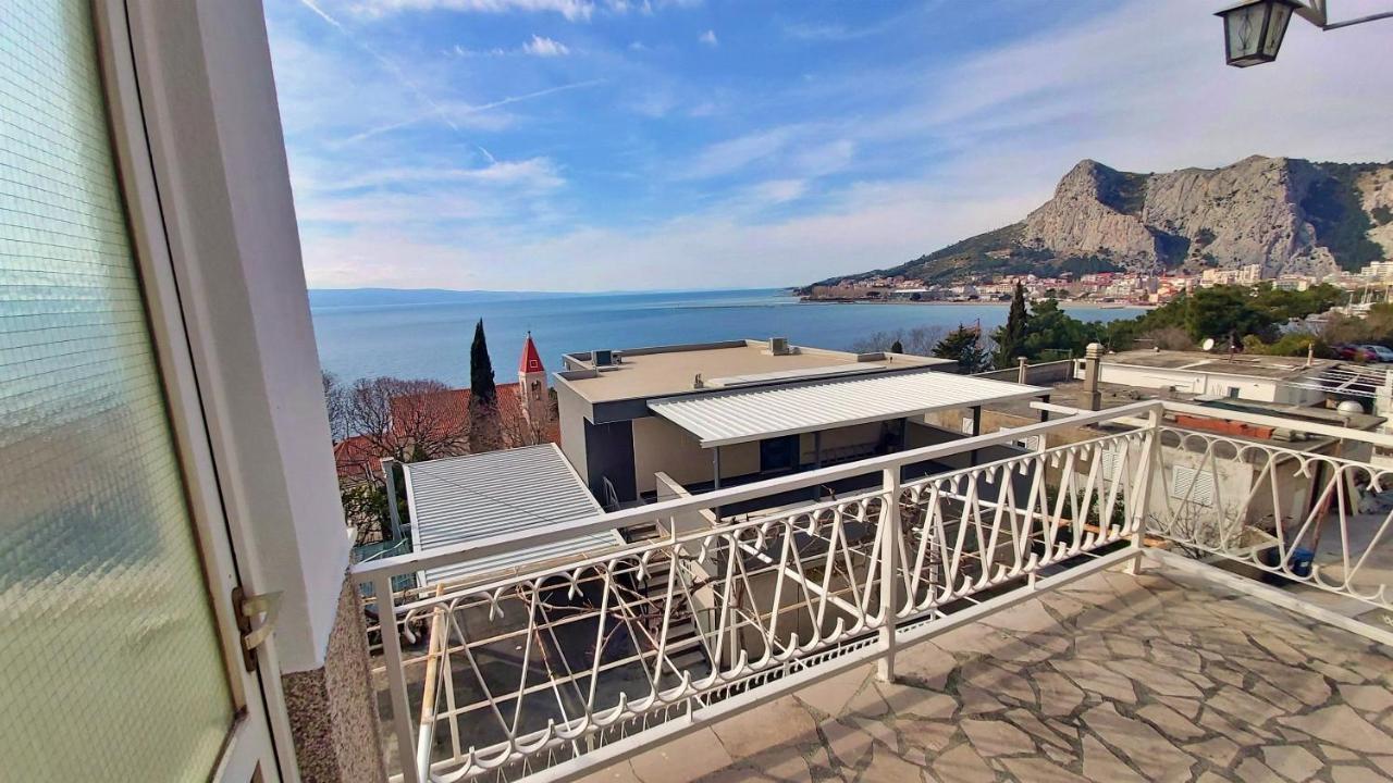 Apartment Cedo Omis Exterior photo
