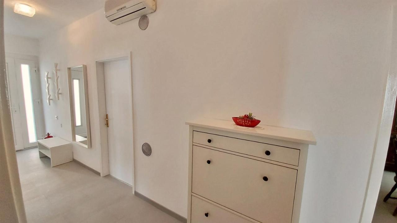 Apartment Cedo Omis Exterior photo